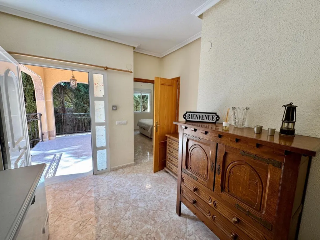 Esik - Villa with Studio in Dolores