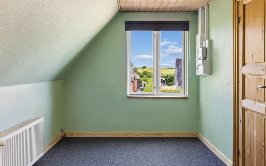 Rooms - Central Villa with South-Facing Garden in Broager