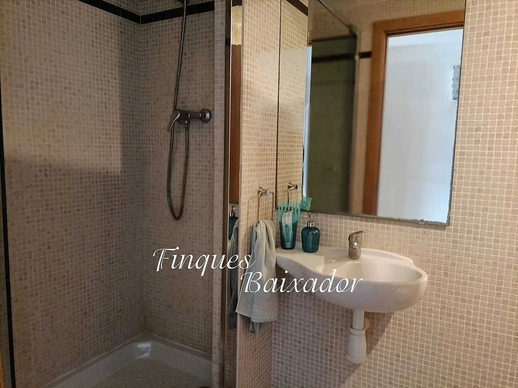 Bathrooms - Luxury Penthouse with Pool in Castelldefels