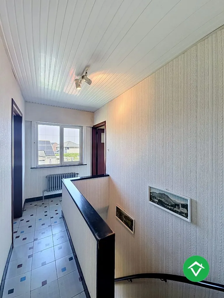 Entrée - Maison avec Polyvalente et Jardin à l'Ouest
