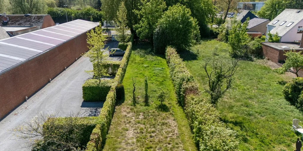 Vue aérienne - Maison Rénovée avec Jardin Naturel à Mol