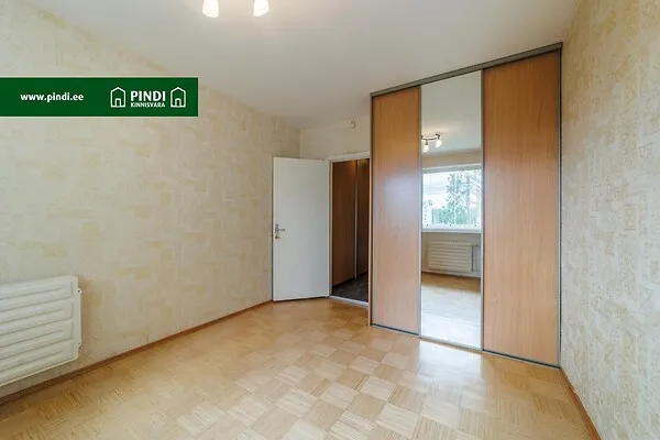 Chambres - 3-Bedroom Flat with Central Heating in Lasnamäe, Tallinn