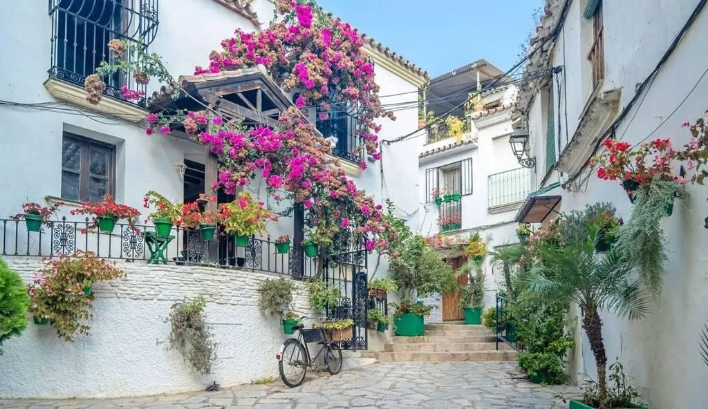 Välivaade - Luxury Apartment with Pool in Estepona