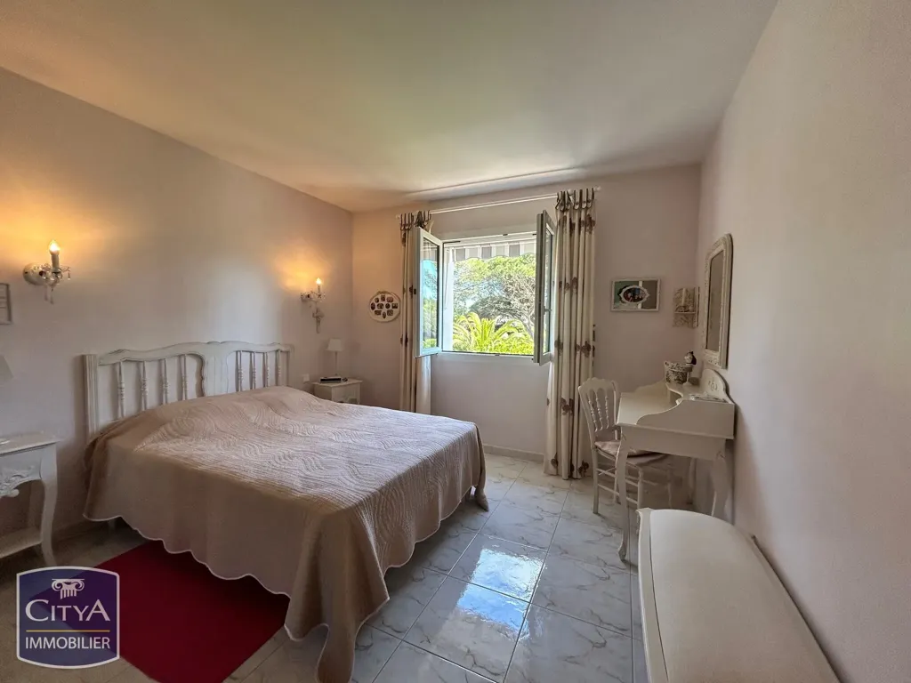 Magamistoad - Villa with Pool in Saint-Raphaël