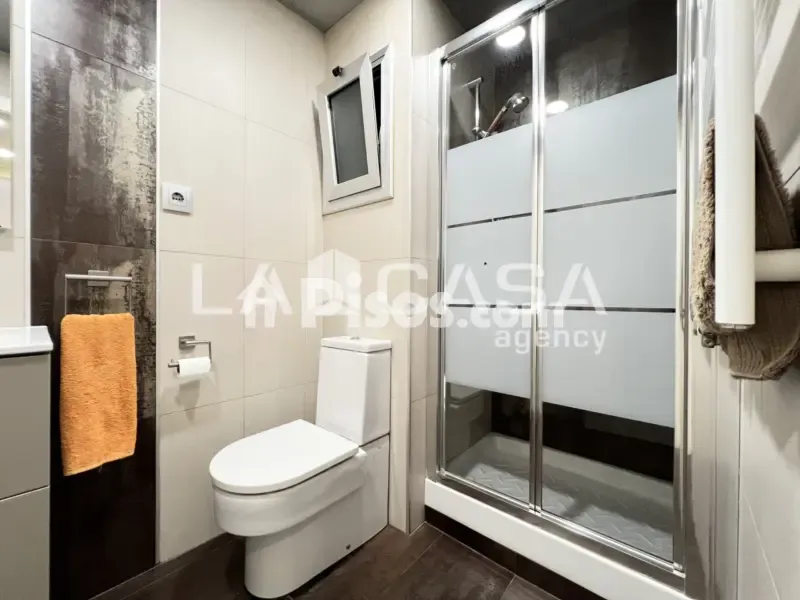 Salles de bain - Appartement 2 chambres à ES
