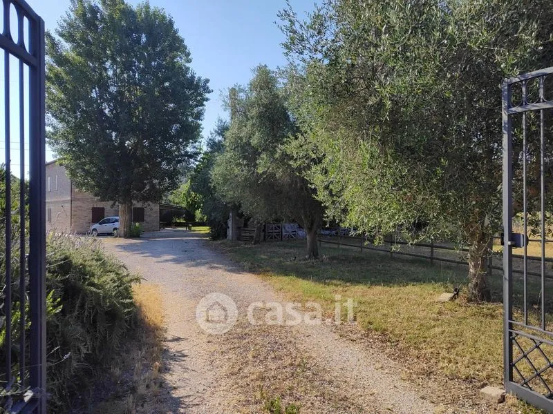 Außenansicht - Villa with Garden near Fermo