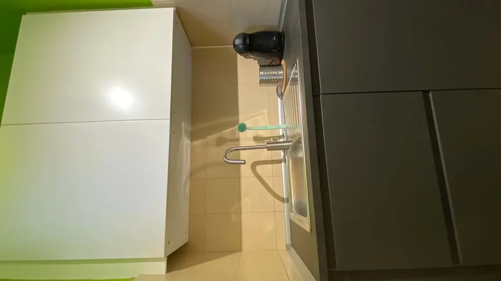Cuisine - Studio Apartment with Balcony in Milan