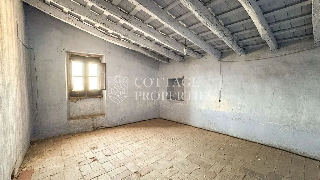 Rooms - Traditional Masía in Bellcaire d'Empordà
