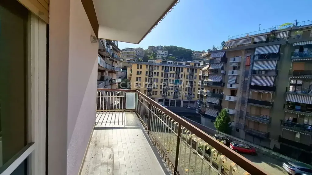 Balcon - Trilocale with Terraced Views in Rapallo