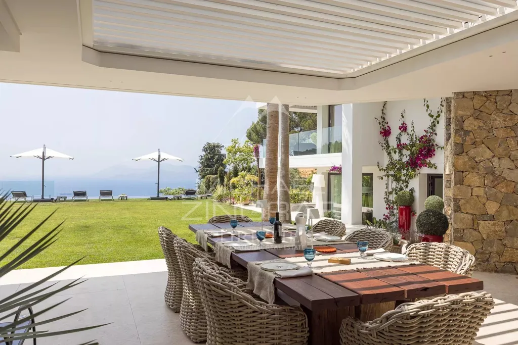 Terrasse - Villa de luxe avec vue mer à Cannes