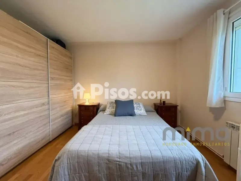 Chambres - Spacious Apartment with Balcony in Irún