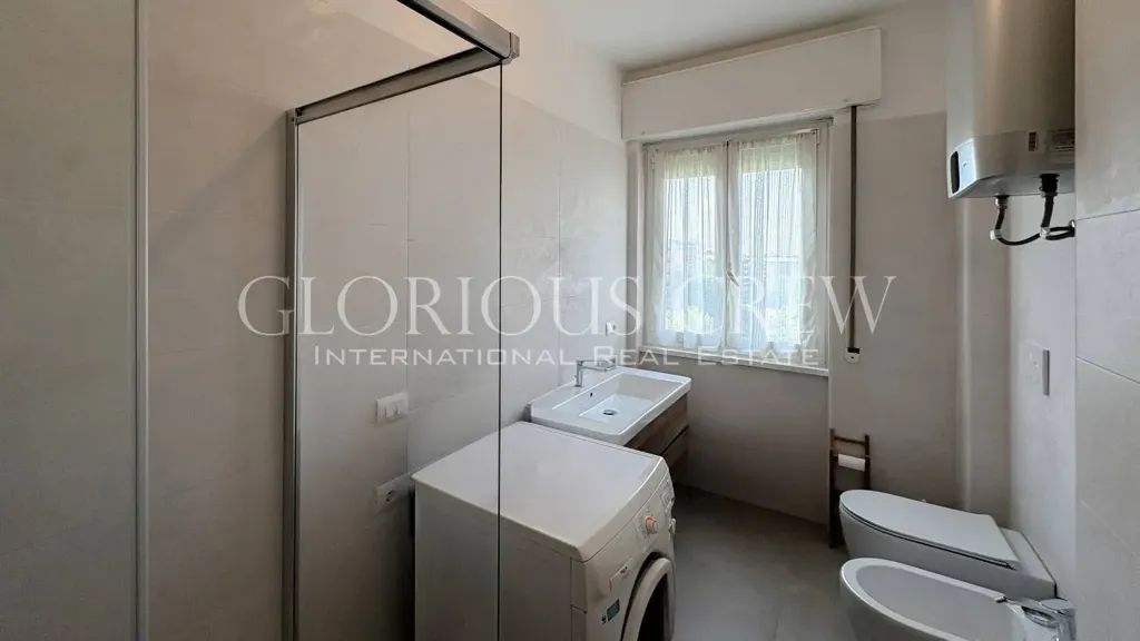 Salles de bain - Bright 2-Bedroom Apartment with Balcony in Milan