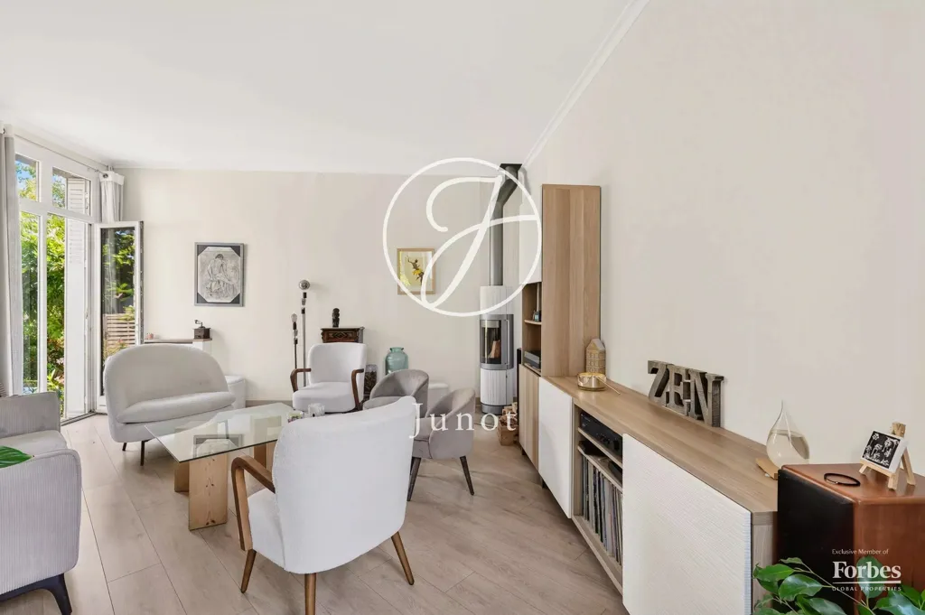Elutuba - Charming 1930s House with Garden in Chatou