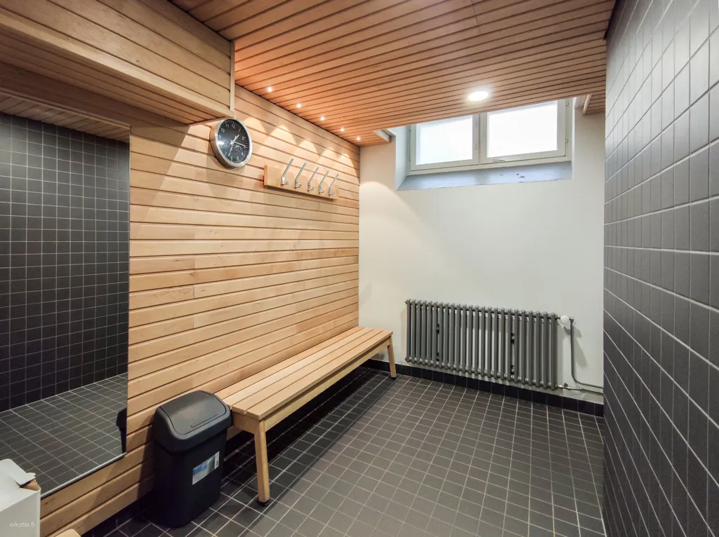 Toad - Remodelled Flat with Sea View in Ullanlinna, Helsinki