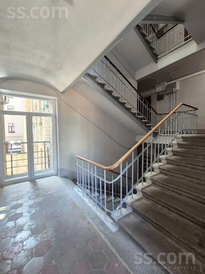 Pièces - Bright Two-Bedroom Apartment in Riga Centre