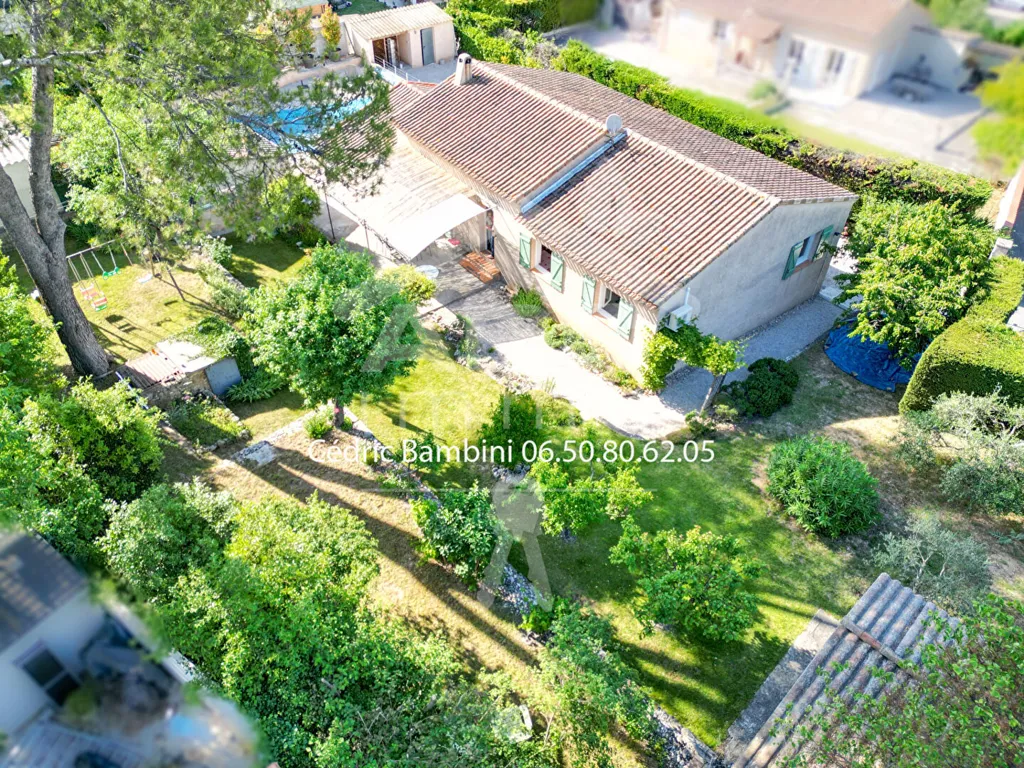 Õhuvaade - Detached House with Pool in La Destrousse