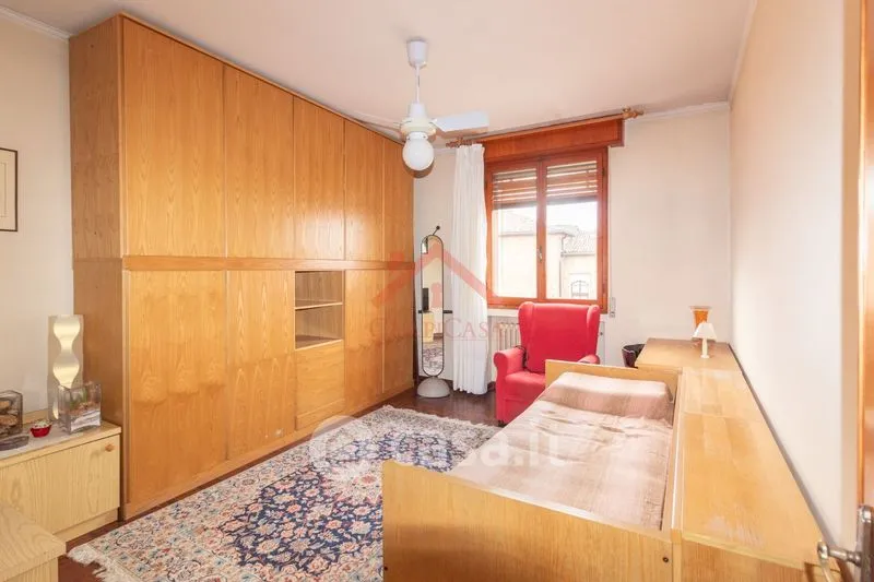 Magamistoad - Pietra-Faced Apartment with Balcony in Carpi
