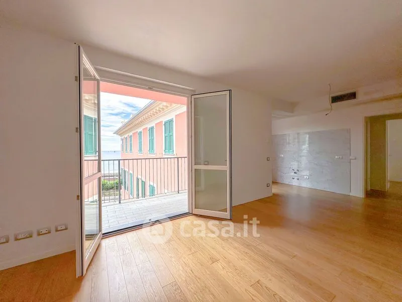 Elutuba - Triplex with Sea View in Lavagna