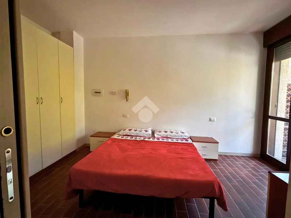 Chambres - Ground Floor Apartment with Balcony near Terme