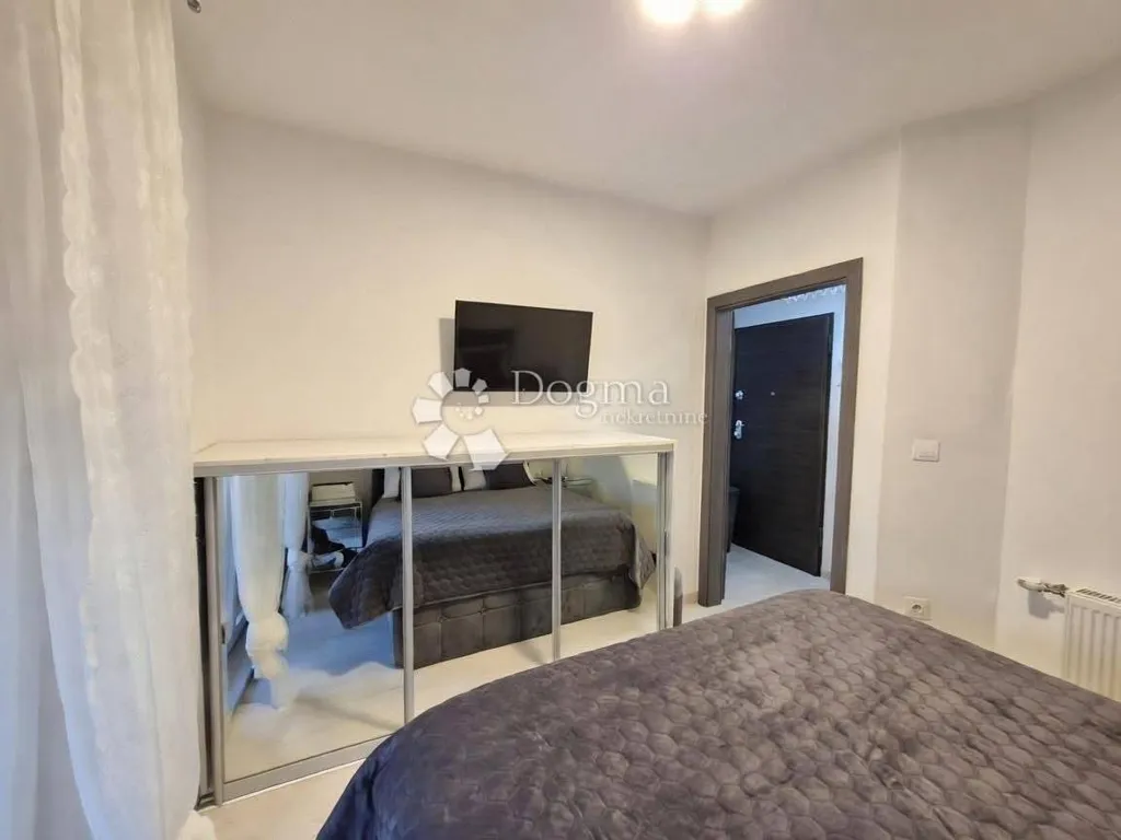 Magamistoad - Modern Flat with Parking in Pula Centre