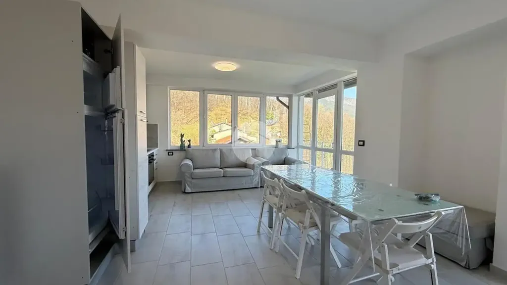 Salle à manger - Trilocale with Balcony in Rubiana