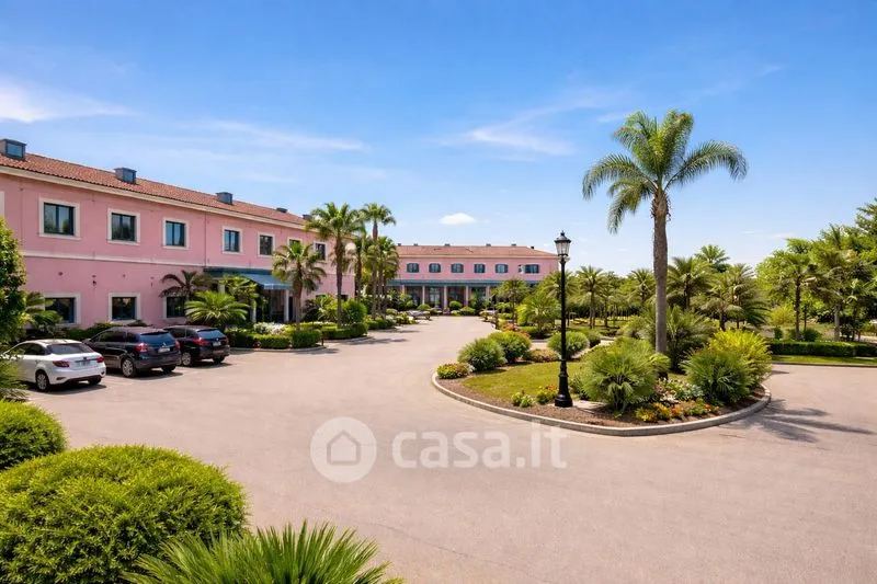 Välivaade - Office Complex with Parking in Siracusa