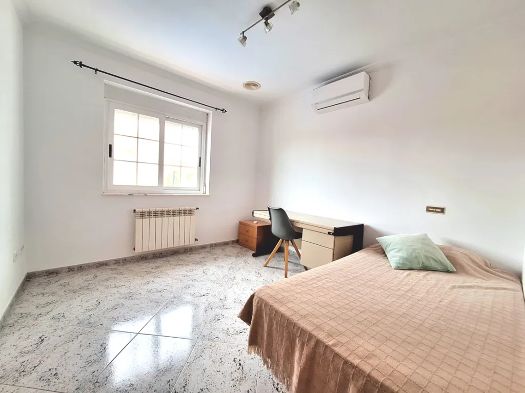 Bedrooms - Villa with Pool in Calpe Centre