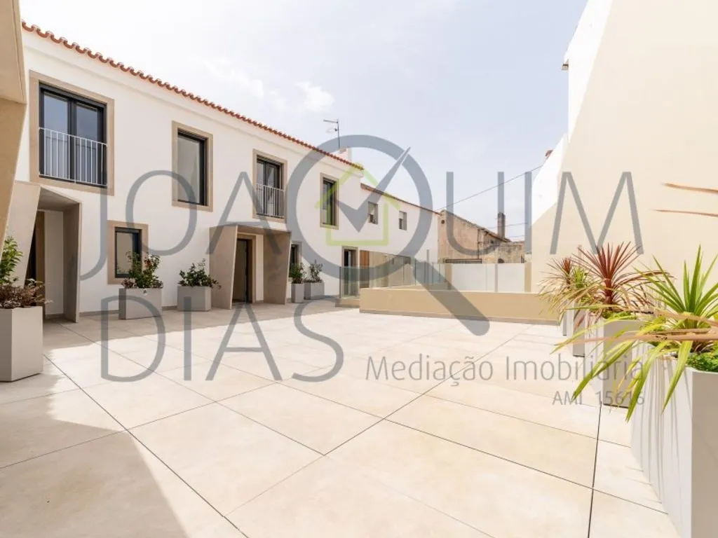 Jardin - Luxury House with Private Garage in Sintra