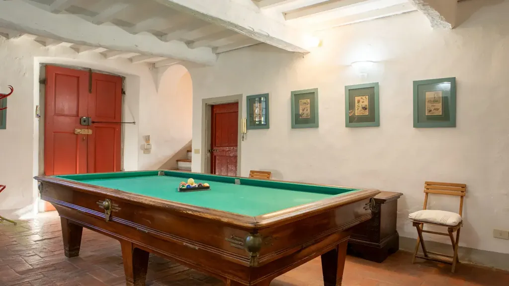 Pièces - Villa with Pool and Tuscan Hills View in Rignano Sull'Arno