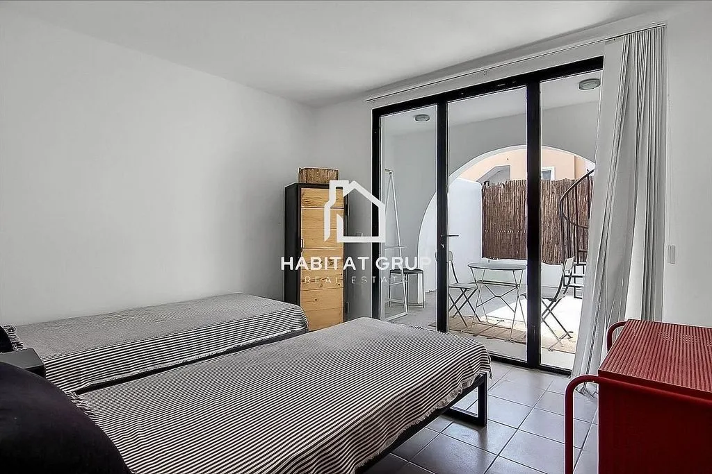 Magamistoad - Modern Apartment with Terrace in Cala Tarida