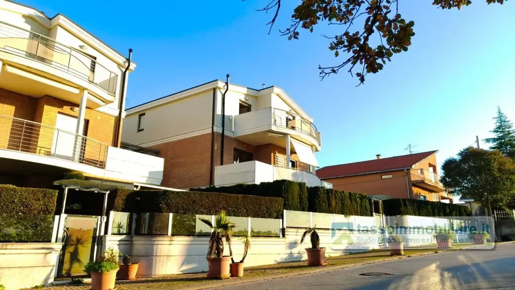 facade
