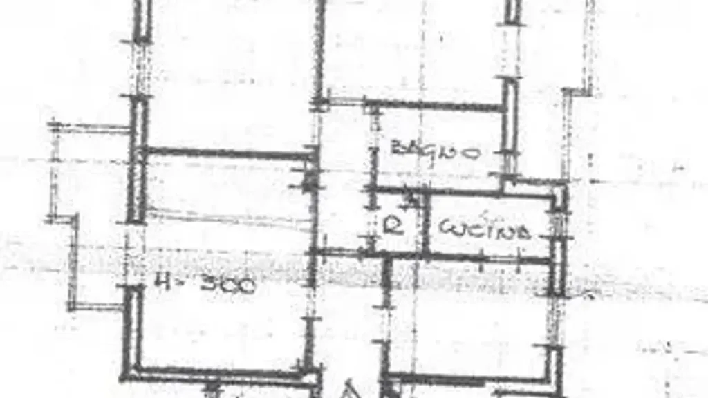 Plan - Modernised Apartment with Balcony in Piacenza