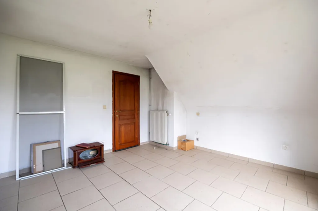 Toad - Charming 1st Floor Apartment with Balcony