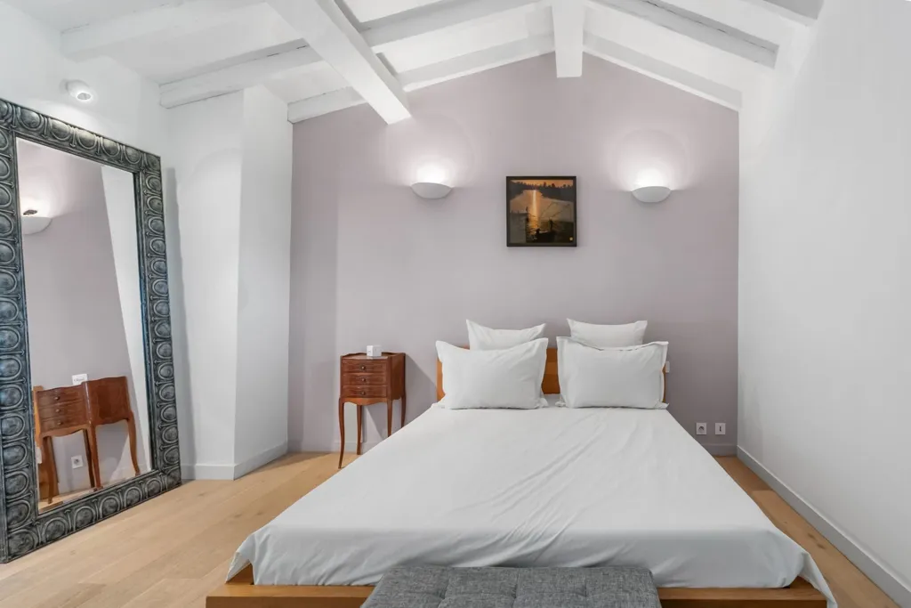 Bedrooms - Luxury House with Pool in Aubagne