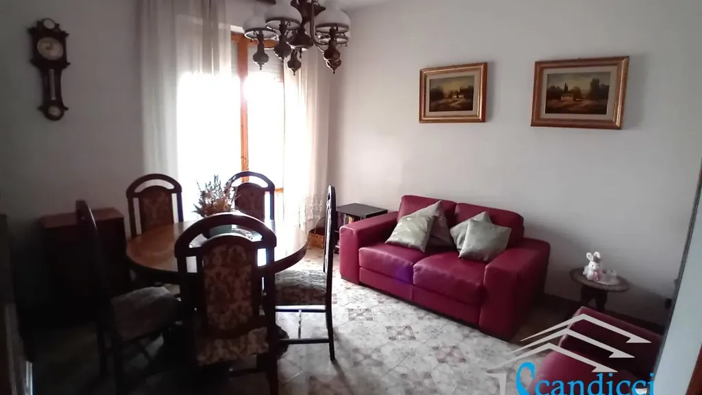 Soggiorno - Bright Apartment with Balcony in Florence