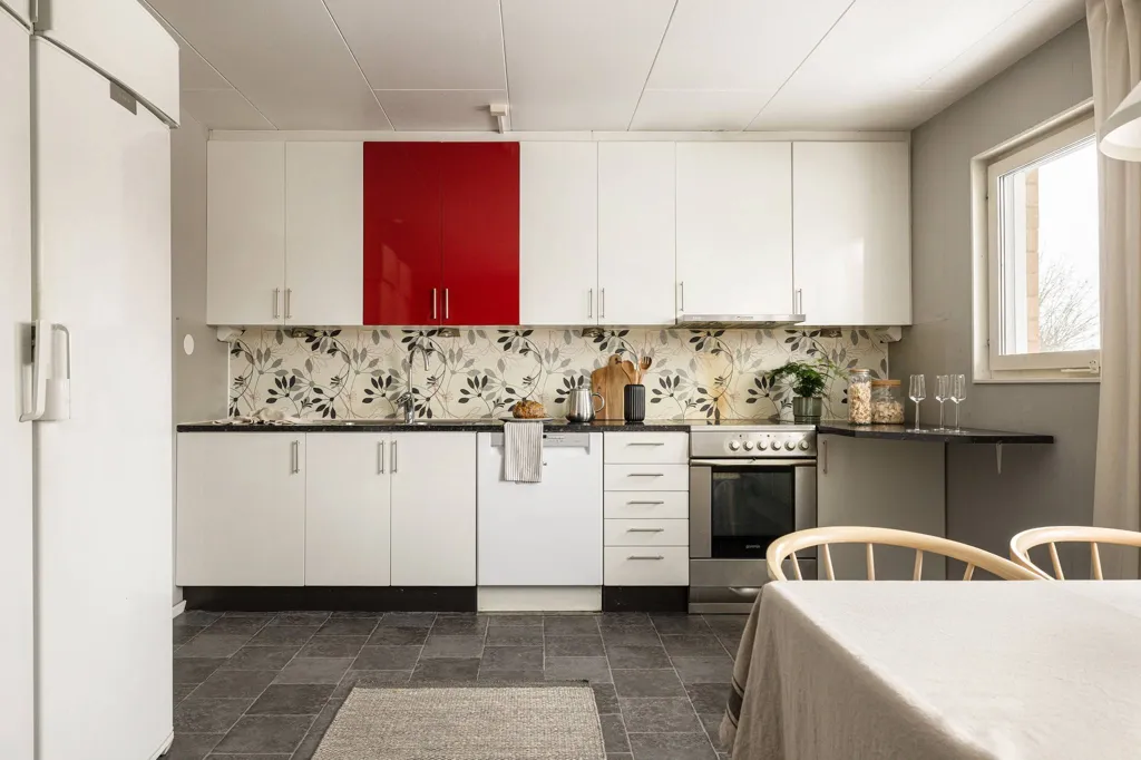 Cucina - Apartment with Upper Floor in Östra Porten