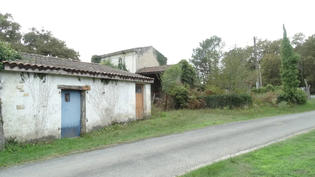 Extérieur - Maison en Pierre à Rénover à Illats