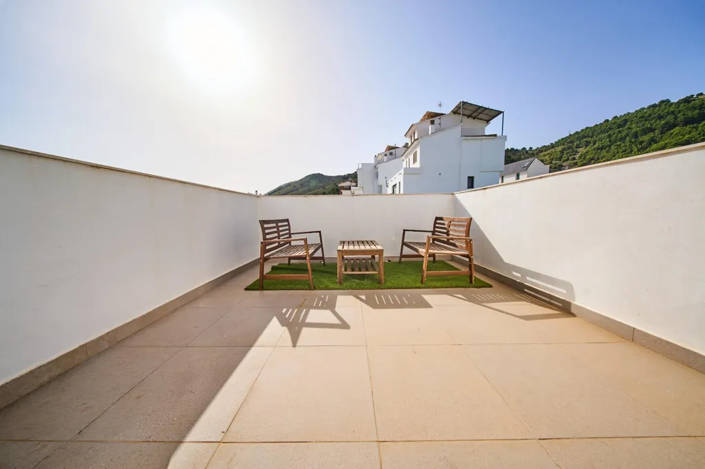 Terrazza - Contemporary Chalet with Pool in Dílar, Granada