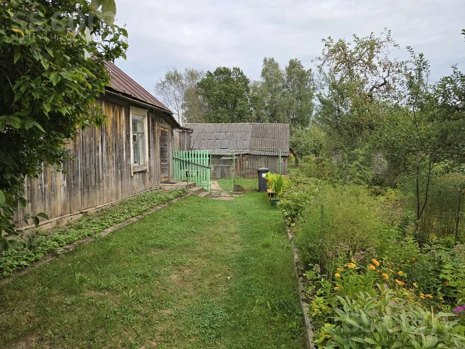 Jardin - Farmhouse with Orchard in Šķeltovas, Krāslava