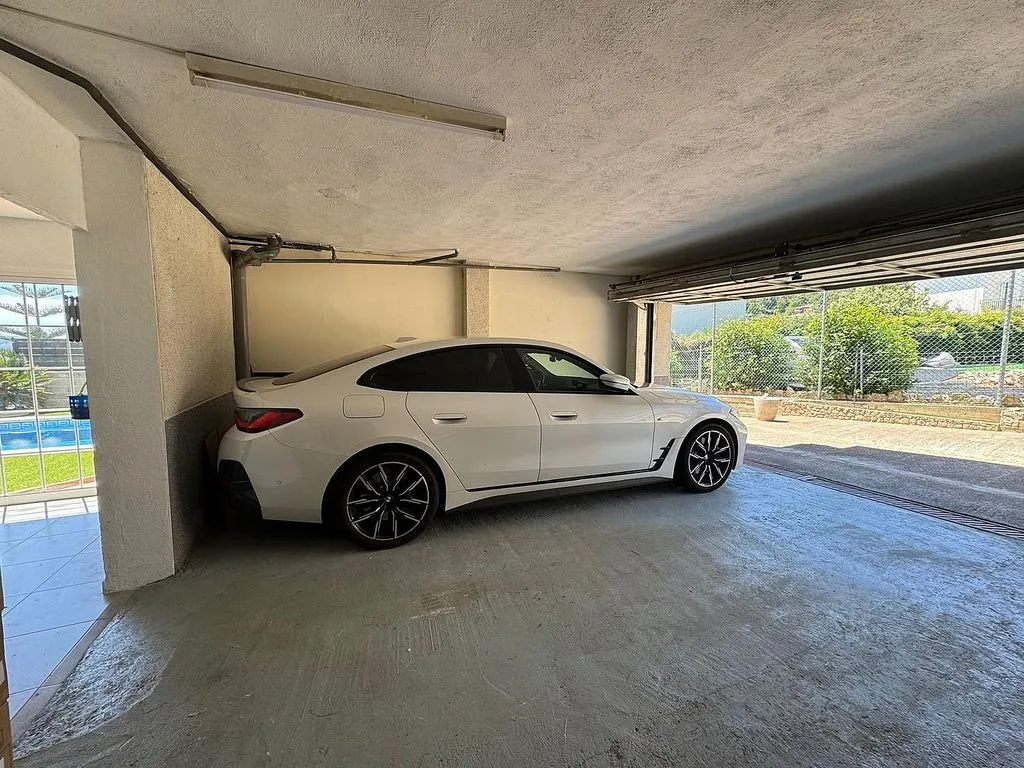 garage