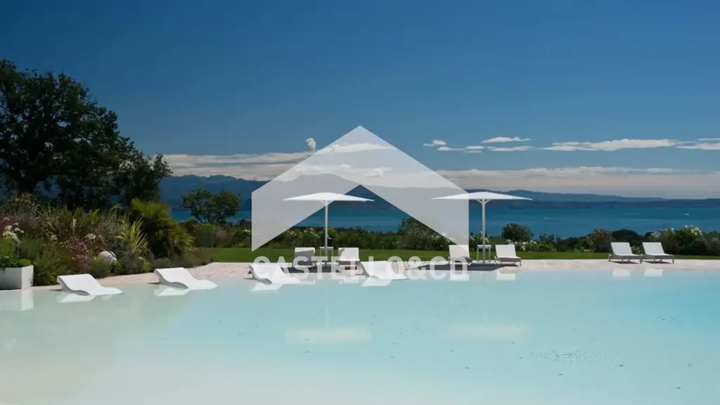 Piscine - Luxury Villa with Private Pool in Padenghe Sul Garda