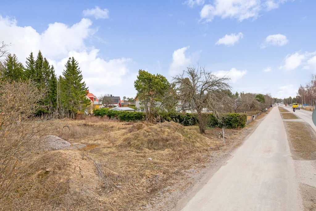 Jardin - Prepared Plot with Garden in Skutskär