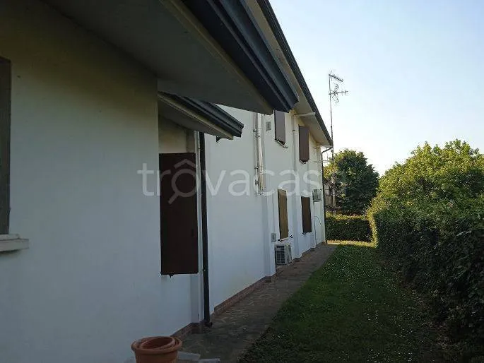 Jardin - Spacious Villa with Private Garden in Ferrara