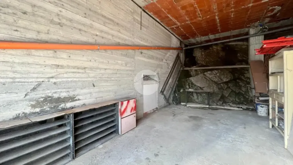 Garaaž - Mansard Apartment with Panoramic View in Monastero di Lanzo