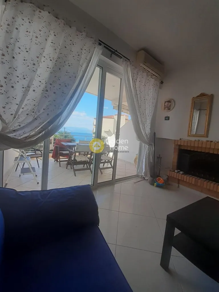 Séjour - Apartment with Balcony in Egira - Marathia