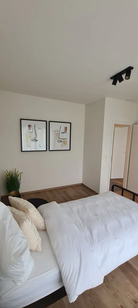 Chambres - Maison Neuve avec Terrasse à Schouweiler