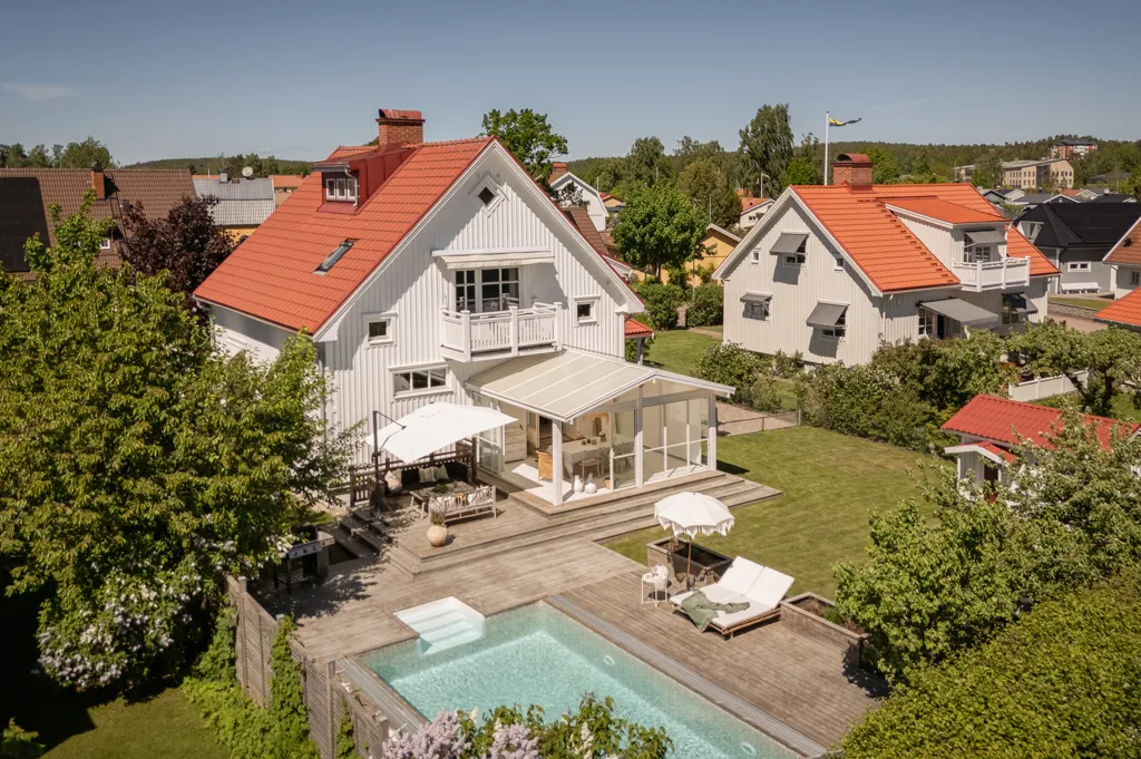 Õhuvaade - Renovated Villa with Pool in Färjestad