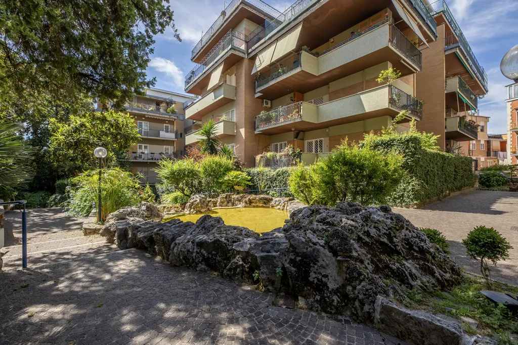 Giardino - Apartment with Terrace in Talenti, Rome