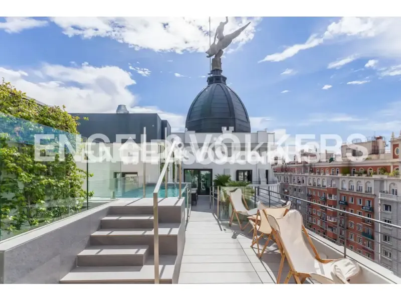 Terrazza - Luxury Apartment with Rooftop Pool in Gran Vía