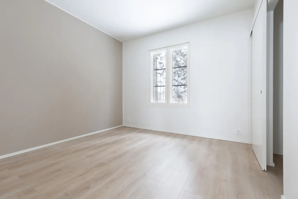 other_room